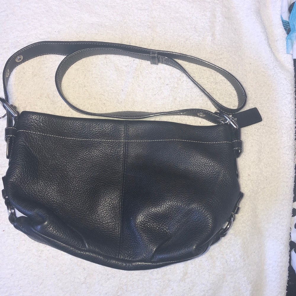 Coach Leather Purse - Picture 2 of 9